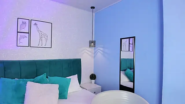 Snapshot of ninna_curly chatting on December 2025 10:00:02 PM ninna curly online show from December 2025 10:00:02 PM