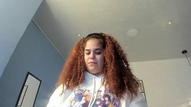 Snapshot of ninna_curly chatting on November 2025 09:52:01 PM ninna curly online show from November 2025 09:52:01 PM