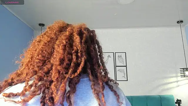 ninna curly online show from April 2026 04:04:02 AM