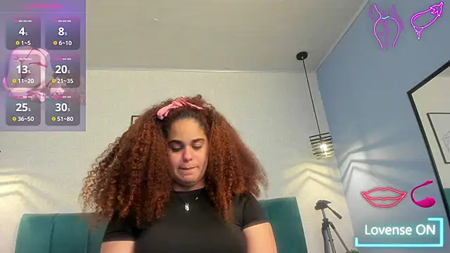 Snapshot of ninna_curly chatting on November 2025 09:58:02 PM ninna curly online show from November 2025 09:58:02 PM