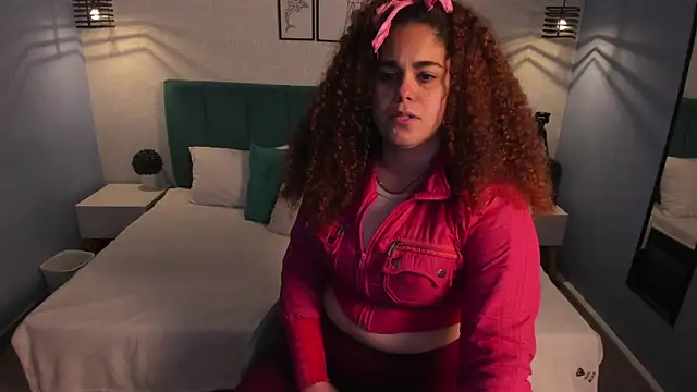 Snapshot of ninna_curly chatting on December 2025 04:33:01 AM ninna curly online show from December 2025 04:33:01 AM