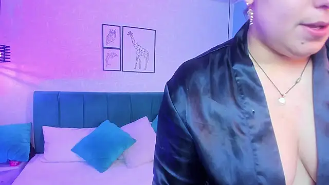 Snapshot of ninna_curly chatting on November 2025 05:11:02 AM ninna curly online show from November 2025 05:11:02 AM