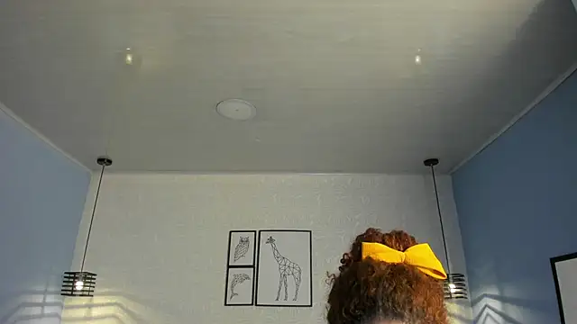 Snapshot of ninna_curly chatting on November 2025 04:35:02 AM ninna curly online show from November 2025 04:35:02 AM