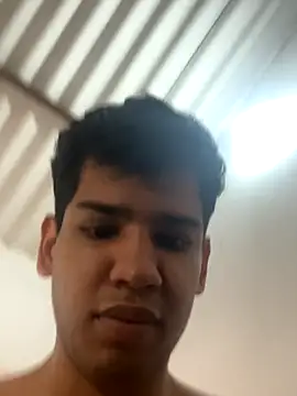 Santiago-Thompson online show from December 2025 06:28:02 PM