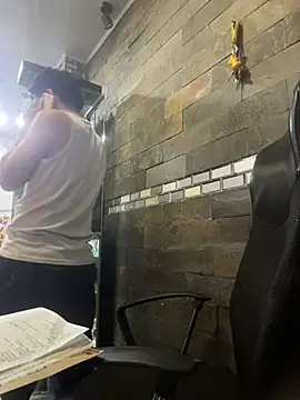 Santiago-Thompson online show from November 2025 11:47:01 PM