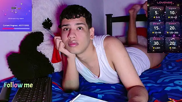 Santiago-Thompson online show from July 2026 09:59:01 PM