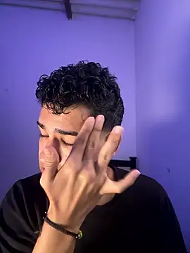 Santiago-Thompson online show from January 2026 02:53:02 PM