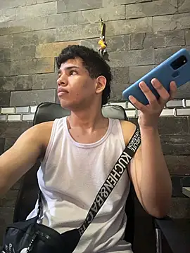 Santiago-Thompson online show from November 2025 03:00:02 PM