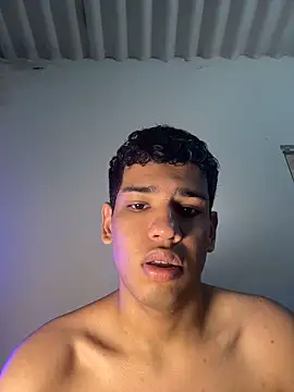 Santiago-Thompson online show from December 2025 08:19:01 PM