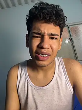 Santiago-Thompson online show from December 2025 07:04:02 PM