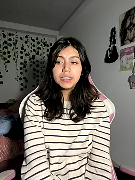 Snapshot of LiLy_kIndly chatting on November 2025 11:03:01 PM LiLy kIndly online show from November 2025 11:03:01 PM