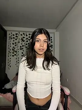 Snapshot of LiLy_kIndly chatting on November 2025 12:15:02 AM LiLy kIndly online show from November 2025 12:15:02 AM