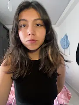 LiLy kIndly online show from February 2026 06:07:02 PM