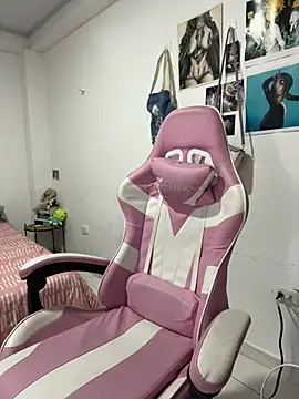 LiLy kIndly online show from March 2026 08:45:02 PM