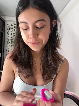 LiLy kIndly online show from December 2025 09:17:02 PM