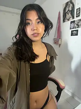 LiLy kIndly online show from June 2026 07:52:01 PM