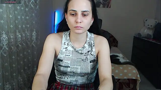 Kriss brunette 5 online show from December 2025 08:21:01 PM