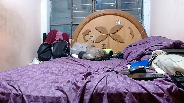 nakedlima online show from November 2025 02:59:01 AM