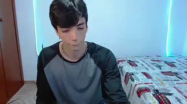 H3ll B0I online show from March 2025 05:14:02 AM