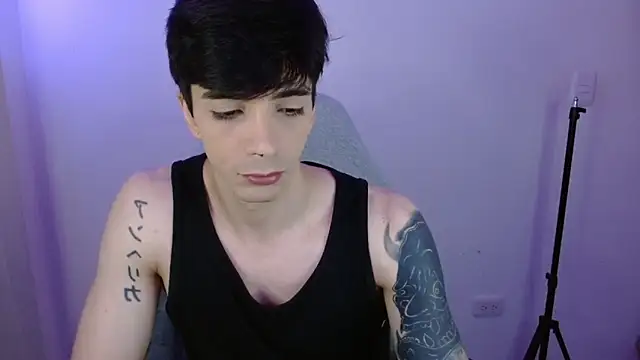 H3ll B0I online show from March 2026 11:47:02 PM