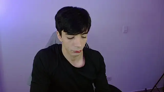 H3ll B0I online show from March 2026 11:04:02 PM