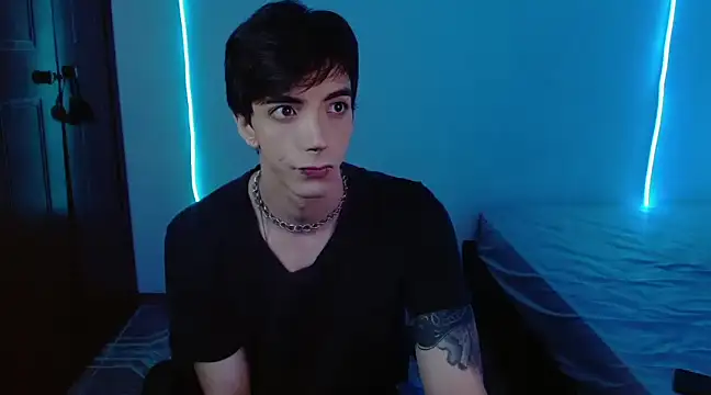 H3ll B0I online show from March 2025 05:35:01 AM