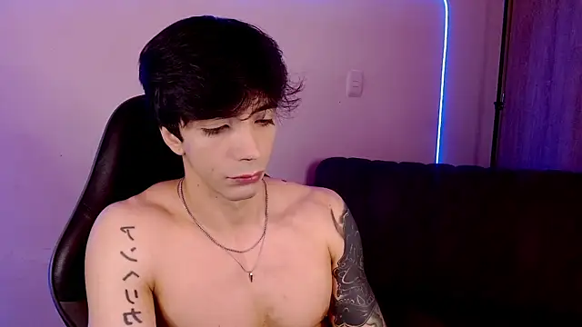 H3ll B0I online show from May 2026 10:36:01 AM