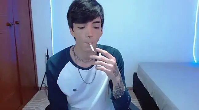 H3ll B0I online show from March 2025 03:29:02 AM