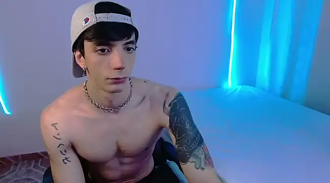 H3ll B0I online show from February 2025 06:11:02 AM