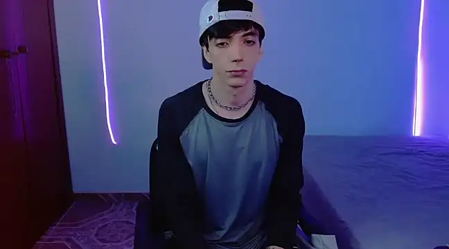 H3ll B0I online show from February 2025 11:22:02 PM