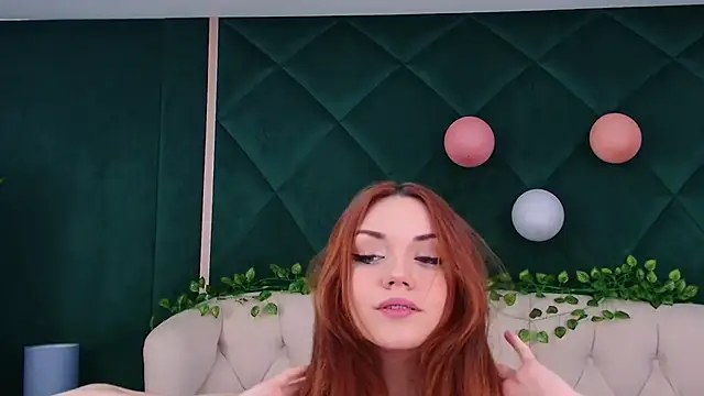 Ariadna Holder online show from February 2025 08:00:02 AM