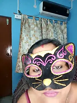 Snapshot of straightthing chatting on October 2025 08:09:02 PM straightthing online show from October 2025 08:09:02 PM