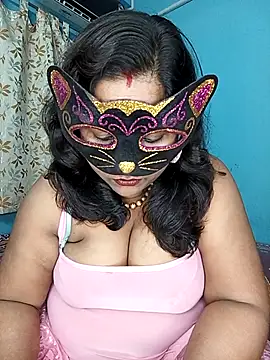 Snapshot of straightthing chatting on September 2025 07:45:01 PM straightthing online show from September 2025 07:45:01 PM