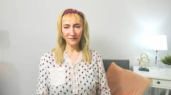 Snapshot of MargaretMilf69 chatting on February 2025 04:16:02 PM MargaretMilf69 online show from February 2025 04:16:02 PM