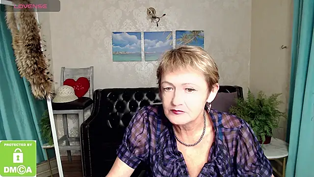 Snapshot of SexyGrandma_ chatting on October 2025 03:49:02 PM SexyGrandma online show from October 2025 03:49:02 PM