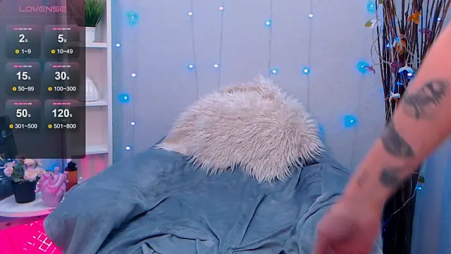 Holygirl  online show from November 2025 02:10:01 AM