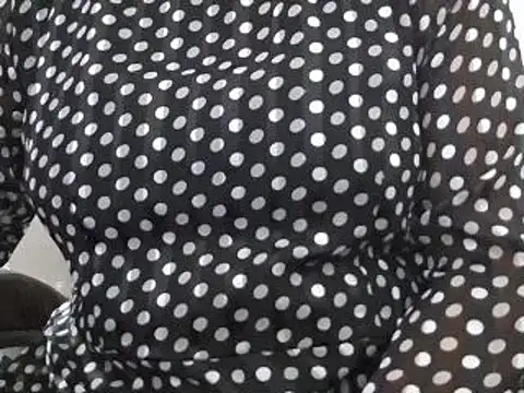 Snapshot of Mona-1 chatting on February 2025 02:44:02 PM Mona-1 online show from February 2025 02:44:02 PM