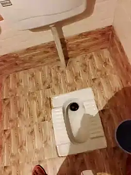 xmanrawan2 online show from November 2025 03:48:02 PM