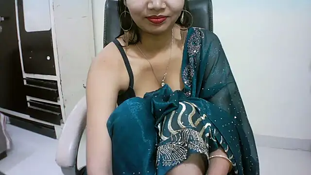 Snapshot of kajal__bhabhi_ chatting on May 2026 03:29:01 PM kajal bhabhi online show from May 2026 03:29:01 PM