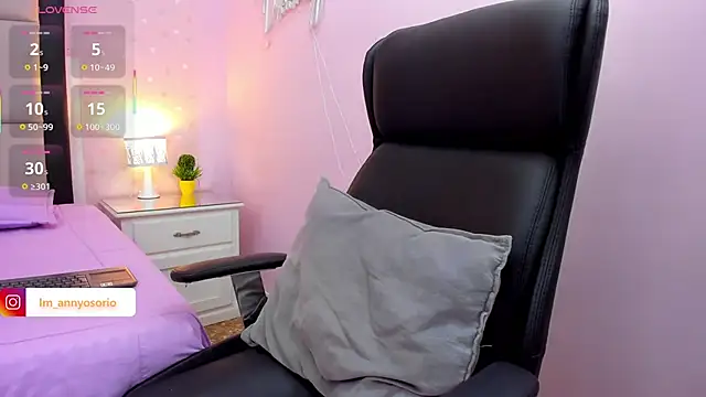 MelodyWinx online show from October 2025 07:59:02 PM