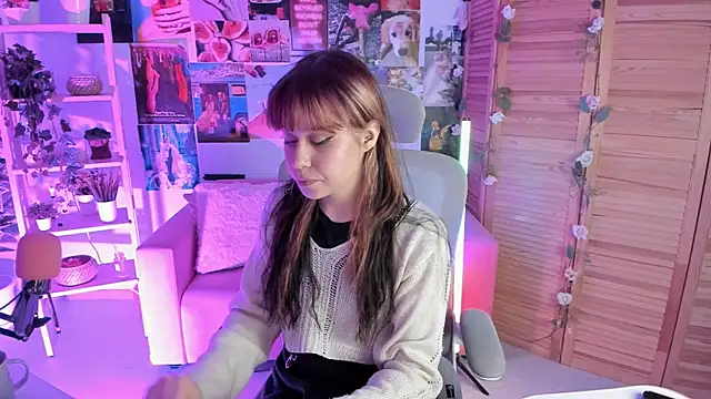 MisaPage online show from March 2025 05:52:02 PM