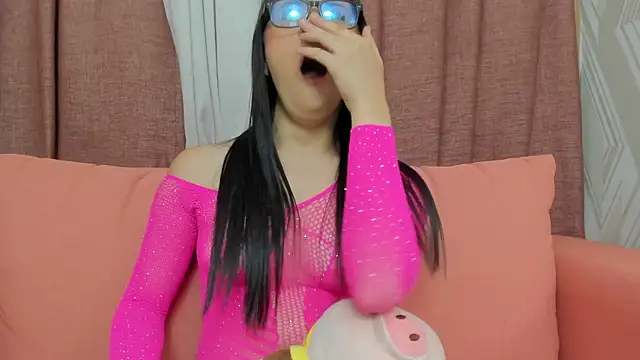 Snapshot of Emmagomez__ chatting on February 2025 12:50:01 PM Emmagomez online show from February 2025 12:50:01 PM