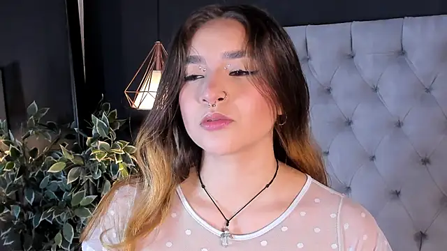 Snapshot of Shanntal_ chatting on November 2025 02:16:01 PM Shanntal online show from November 2025 02:16:01 PM