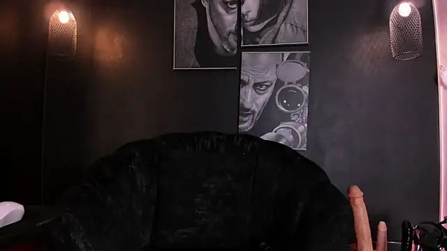 SadieManson  online show from January 2026 01:37:02 PM