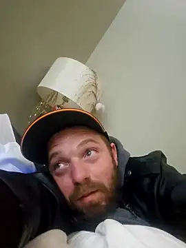 Snapshot of spikesyours chatting on January 2025 10:16:02 AM spikesyours online show from January 2025 10:16:02 AM