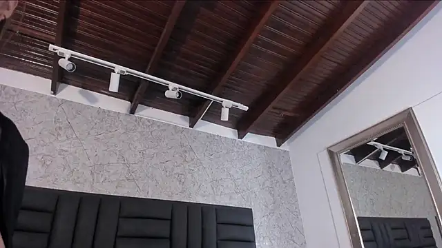 Hanna Vasquez online show from February 2025 02:45:01 AM