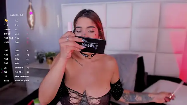 Hanna Vasquez online show from February 2025 12:48:01 AM