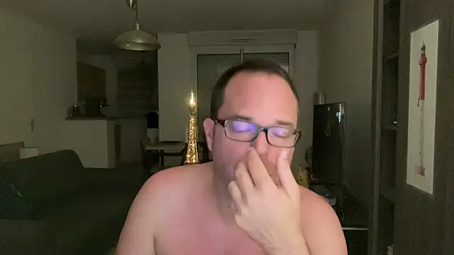 Snapshot of Funnyjul31 chatting on July 2026 01:22:01 PM Funnyjul31 online show from July 2026 01:22:01 PM