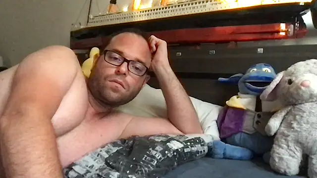 Snapshot of Funnyjul31 chatting on May 2026 06:47:02 PM Funnyjul31 online show from May 2026 06:47:02 PM
