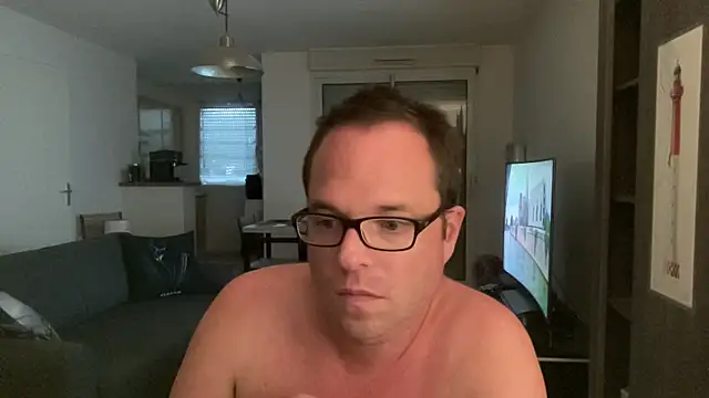 Snapshot of Funnyjul31 chatting on June 2026 04:12:01 PM Funnyjul31 online show from June 2026 04:12:01 PM
